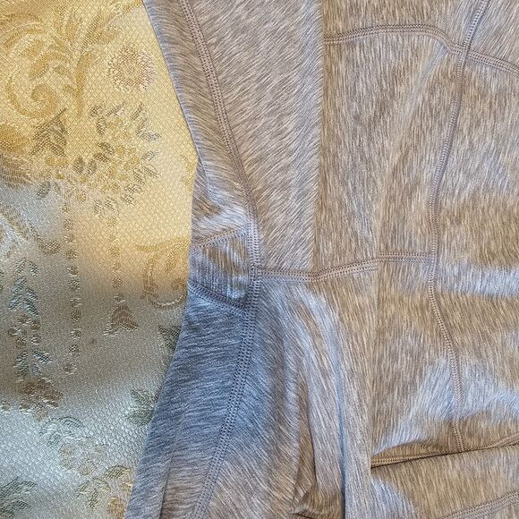 Victoria’s Secret Gray Leggings with Pockets Women’s Size 4 Made in Sri Lanka - Picture 5 of 7